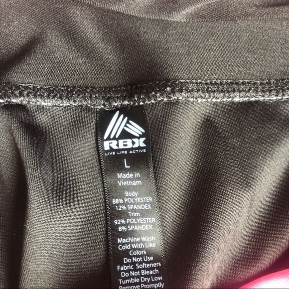 Pink activewear leggings and top set. - Picture 4 of 4